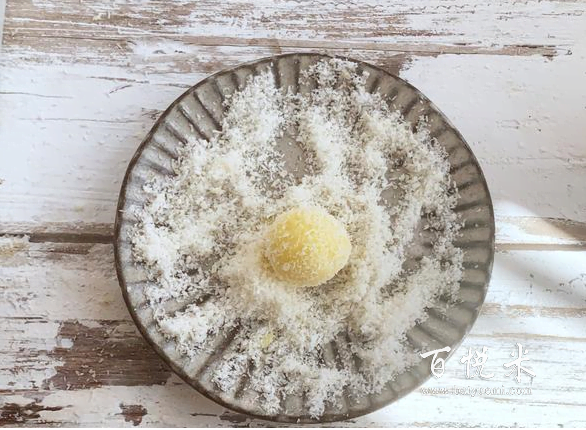 孩子愛吃的小甜點(diǎn),奶香濃郁的黃金椰蓉球,無需打發(fā),簡單又好吃